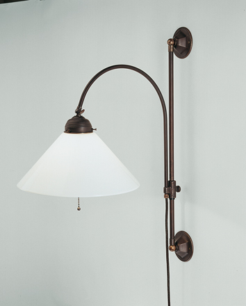 Berliner MessinglampenApplique da parete Spreebogen