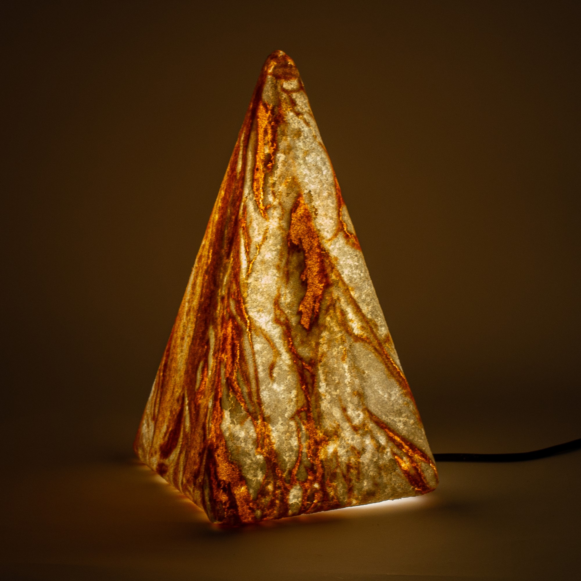 EPSTEIN Design LeuchtenLampada da terra Piramide Sahara 73 cm