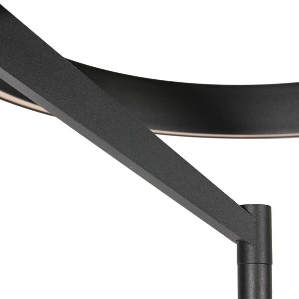 Stehlampe Mykty  der Firma Steinhauer