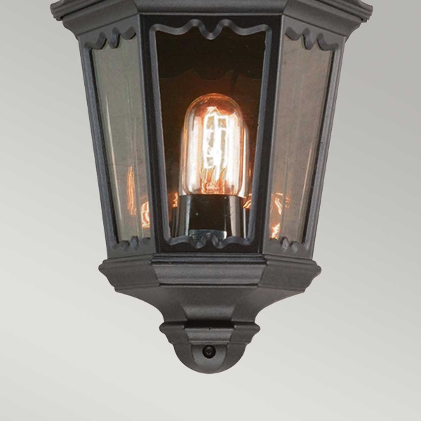 Medstead lanterna da parete mezza lanterna a 1 luce - Nero der Firma Elstead