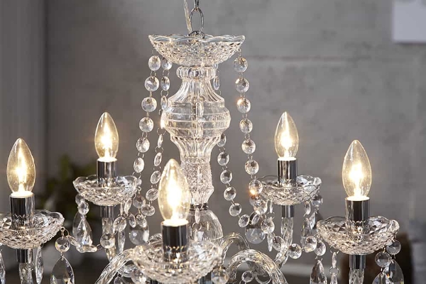 Lampadario DIAMONDS der Firma Casa Élite