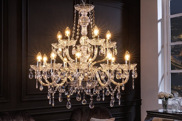 Lampadario DIAMONDS a 15 bracci der Firma Casa Élite