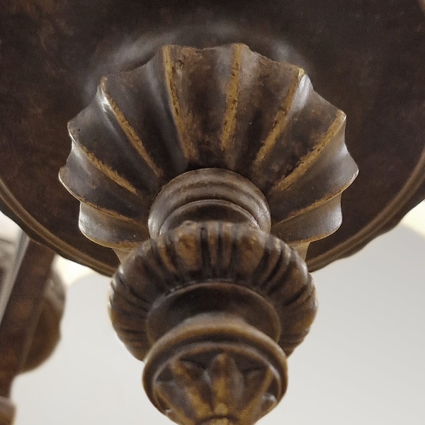Lampadario Drawing Room der Firma Elstead